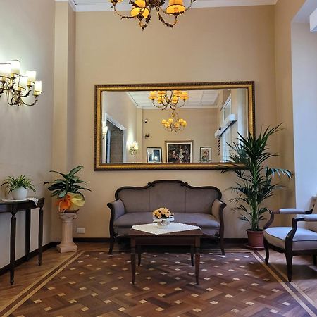 Hotel Villa Aricia アリッチャ エクステリア 写真