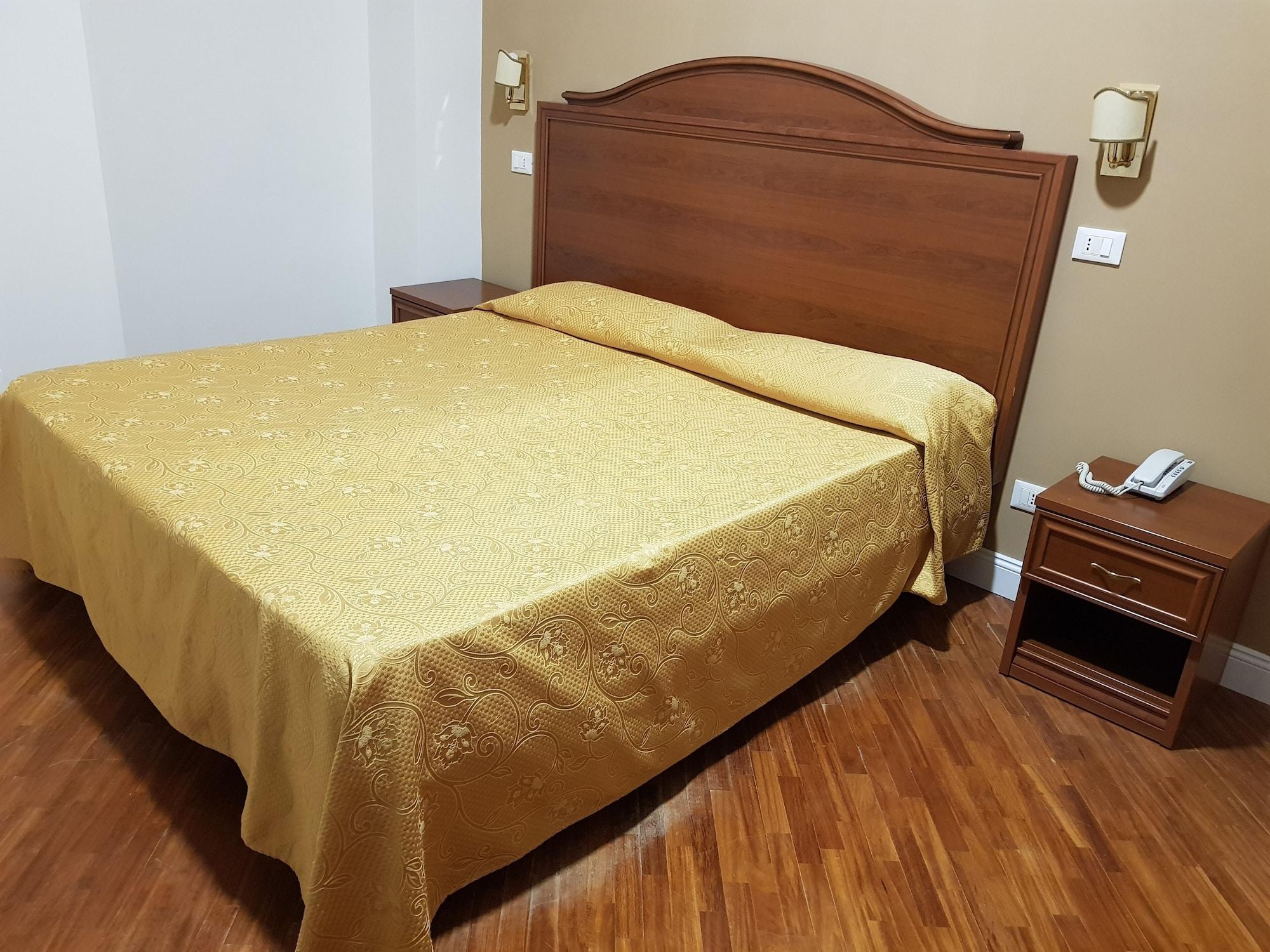 Hotel Villa Aricia アリッチャ エクステリア 写真