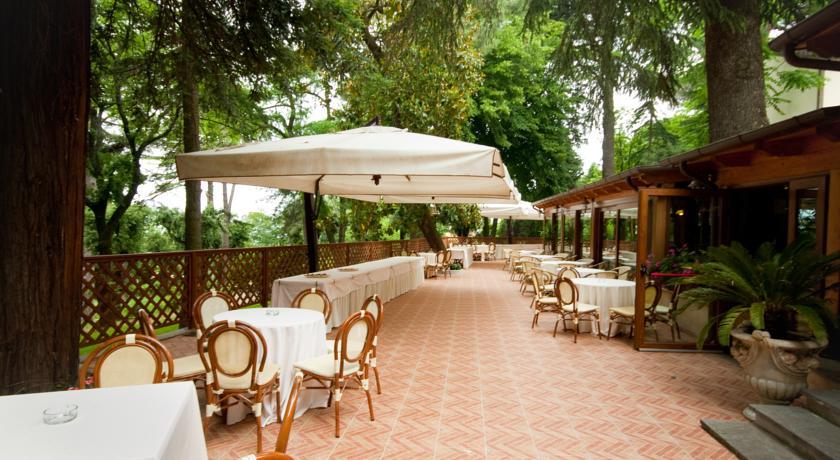 Hotel Villa Aricia アリッチャ エクステリア 写真