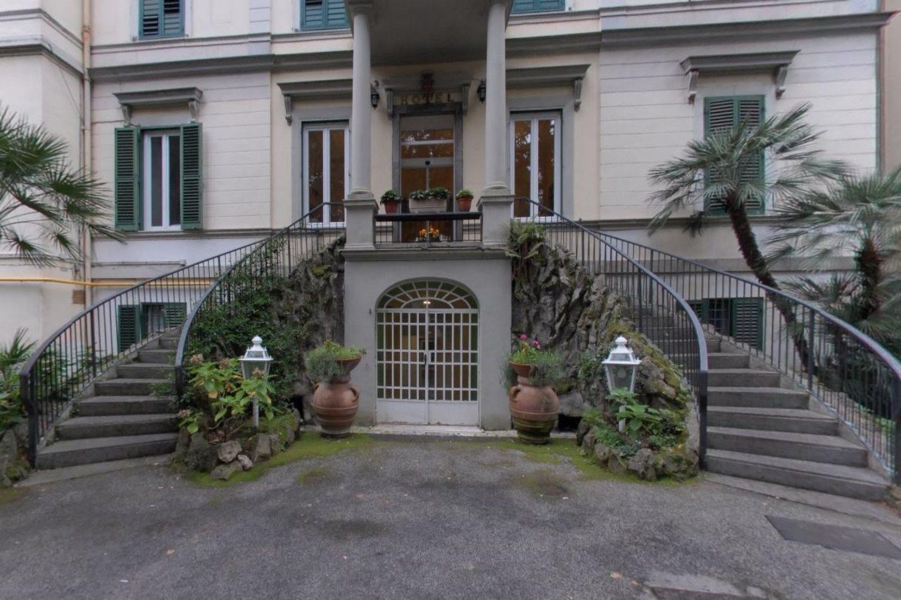 Hotel Villa Aricia アリッチャ エクステリア 写真