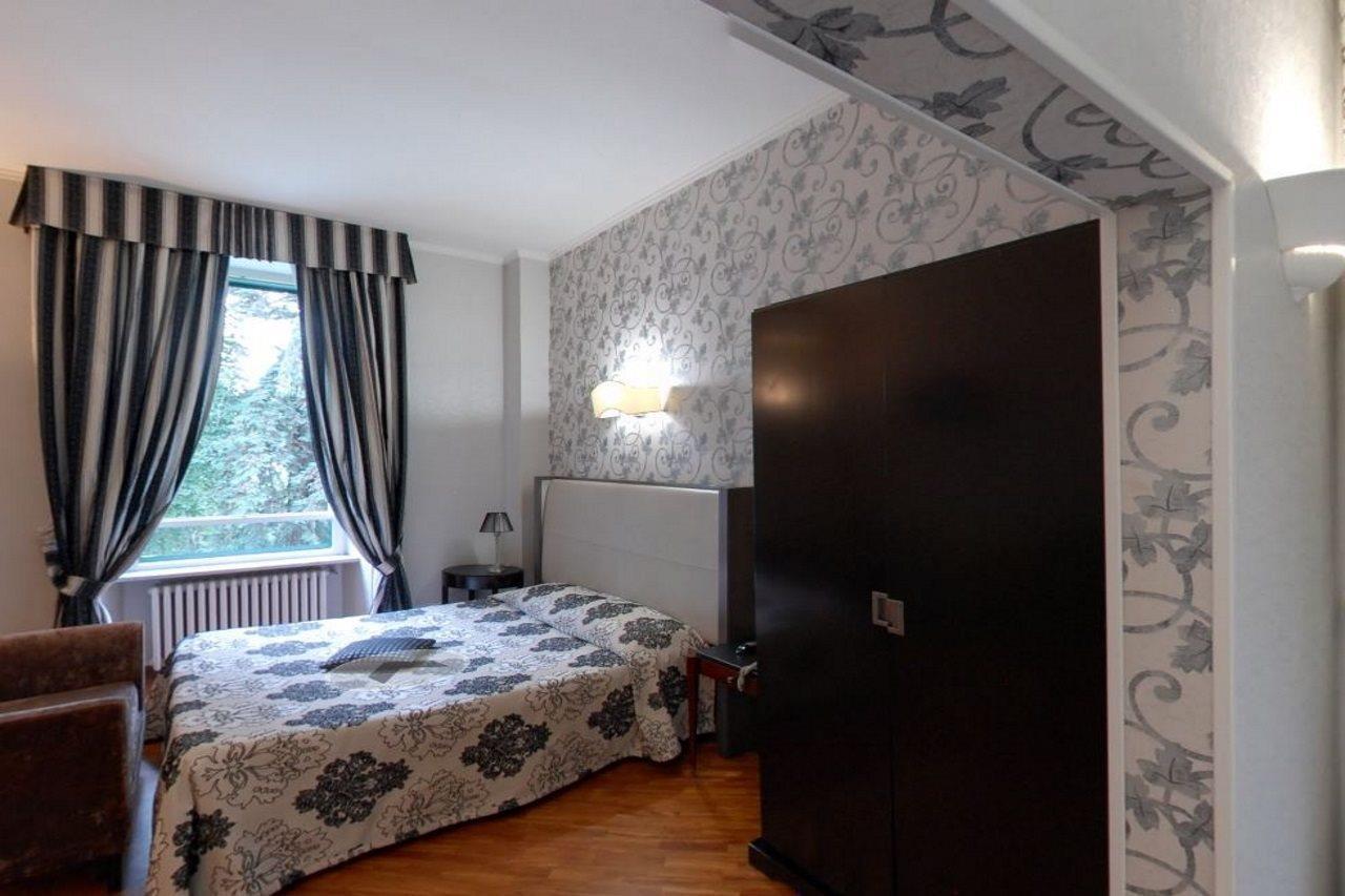 Hotel Villa Aricia アリッチャ エクステリア 写真