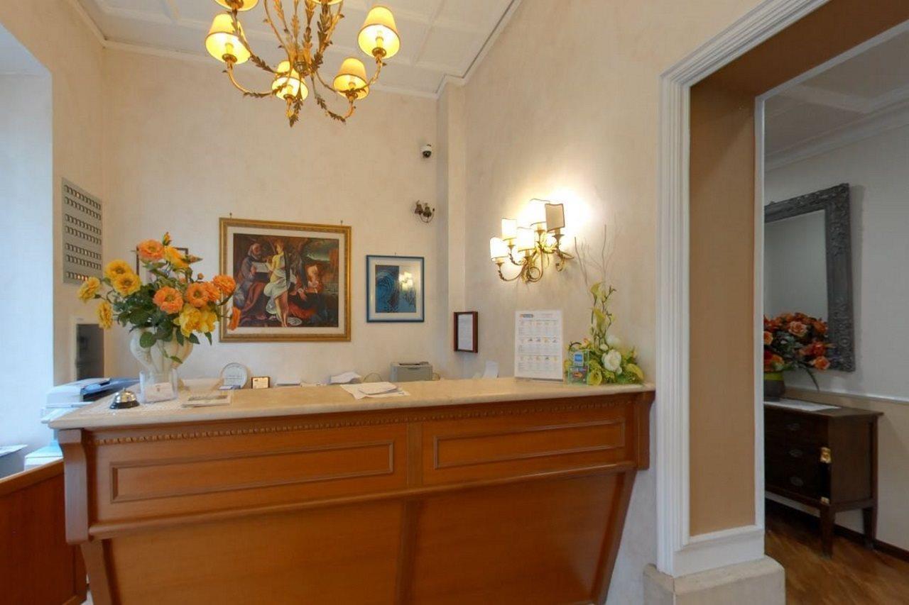 Hotel Villa Aricia アリッチャ エクステリア 写真